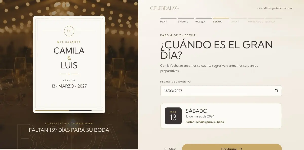 Registro de Celebraloo: paso de fecha del evento con vista previa de la invitación de Camila y Luis
